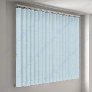 Вертикальные тканевые жалюзи Лайн II голубой - фото на окне