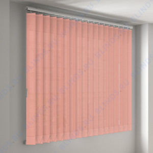 Вертикальные тканевые жалюзи Лайн II темно-розовый - фото на окне