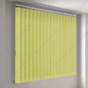 Вертикальные тканевые жалюзи Лайн II лимонный - фото на окне