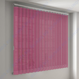 Вертикальные тканевые жалюзи Сиде фуксия - фото на окне