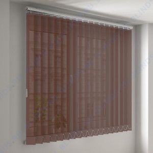 Вертикальные тканевые жалюзи Шёлк коричневый - фото на окне