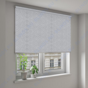 Рулонные шторы Louvolite Сфера блэкаут серый - фото на окне