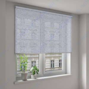 Рулонные шторы Louvolite Флоренция светло-серый - фото на окне