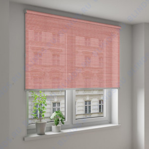 Рулонные шторы Louvolite Импала красный - фото на окне