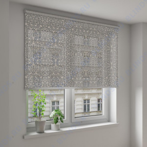 Рулонные шторы Louvolite Самира коричневый - фото на окне