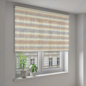 Рулонные шторы Louvolite Согдиана бежевый - фото на окне