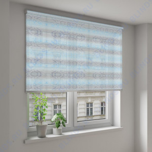 Рулонные шторы Louvolite Согдиана голубой - фото на окне