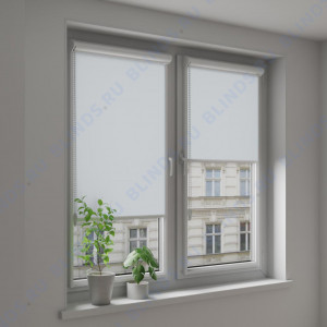 Рулонные тканевые жалюзи Уни-2 Альфа блэкаут серый - фото на окне
