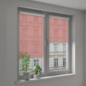 Рулонные тканевые жалюзи Уни-2 Импала красный - фото на окне