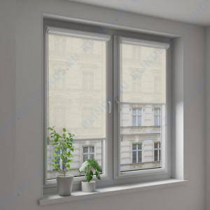 Рулонные тканевые жалюзи Уни-2 Капур белый - фото на окне