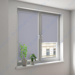Минирулонные тканевые жалюзи Омега FR блэкаут серый - фото на окне