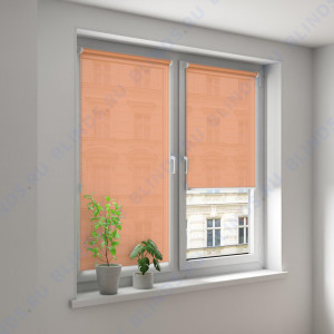 Минирулонные тканевые жалюзи Альфа светло-оранжевые - фото на окне