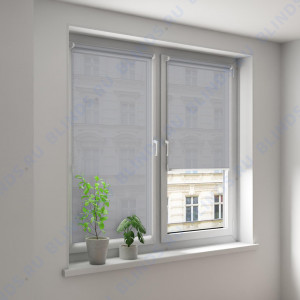 Минирулонные тканевые жалюзи Омега серый - фото на окне