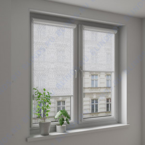 Рулонные тканевые жалюзи Уни-2 Виндзор белый - фото на окне